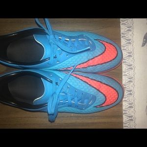 Nike Hypervenom soccer shoes. Size 7.5